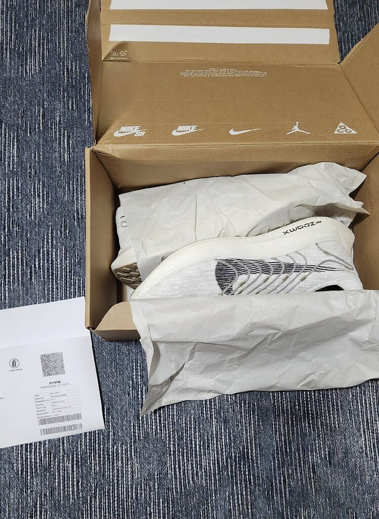 vaporfly 4 vs pegasus turbo