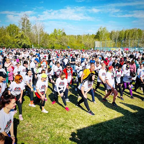 photo_5350530216109397177_y